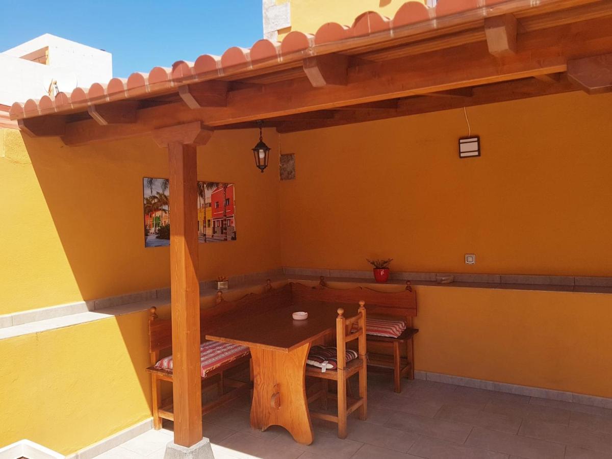 Estudio Nuevo Con Bano, Cocina Y Gran Terraza Λος Ρεαλέχος Εξωτερικό φωτογραφία