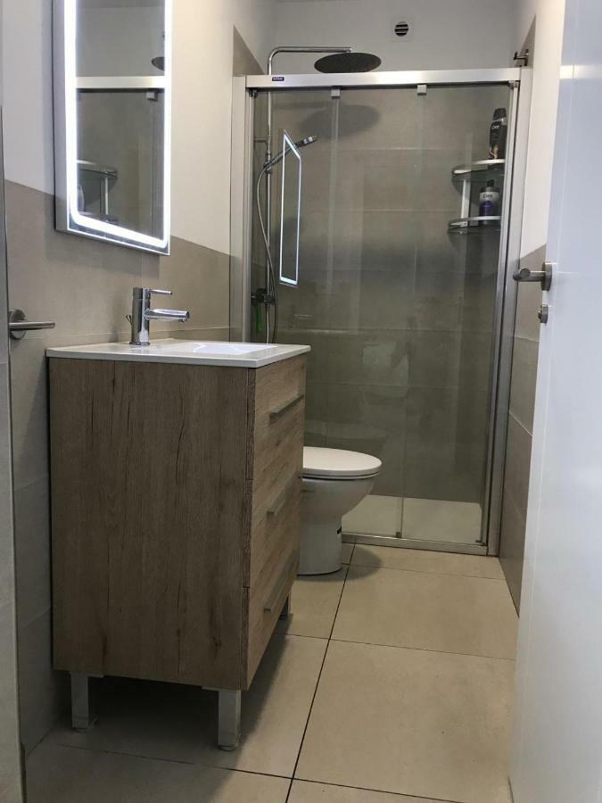 Estudio Nuevo Con Bano, Cocina Y Gran Terraza Λος Ρεαλέχος Εξωτερικό φωτογραφία